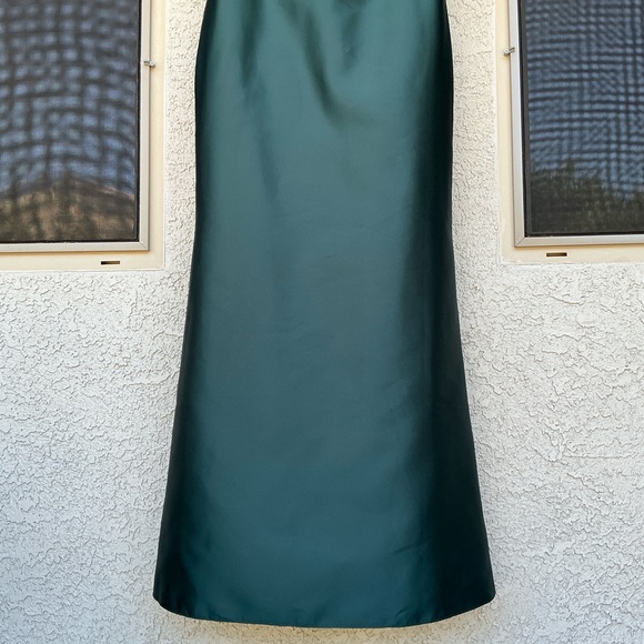 NWT Alfred Sung Winslet Satin Fit & Flare Maxi Dress Shoulder Bows Size 14 D868 - Picture 9 of 13